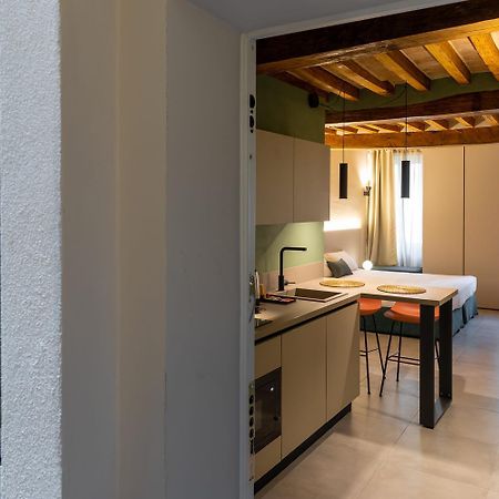 Palais Bernadette Aparthotel Parma Exteriör bild