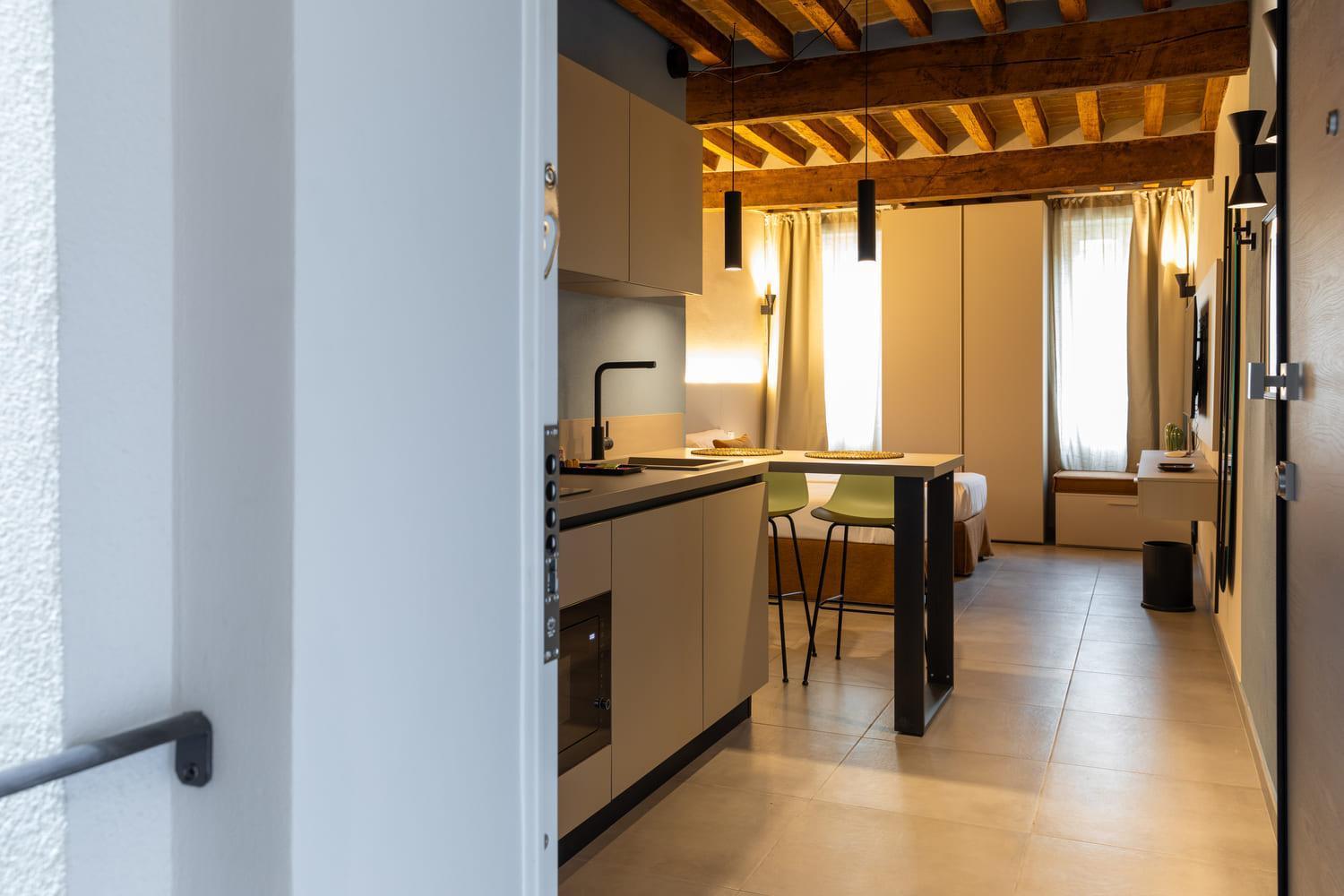 Palais Bernadette Aparthotel Parma Exteriör bild