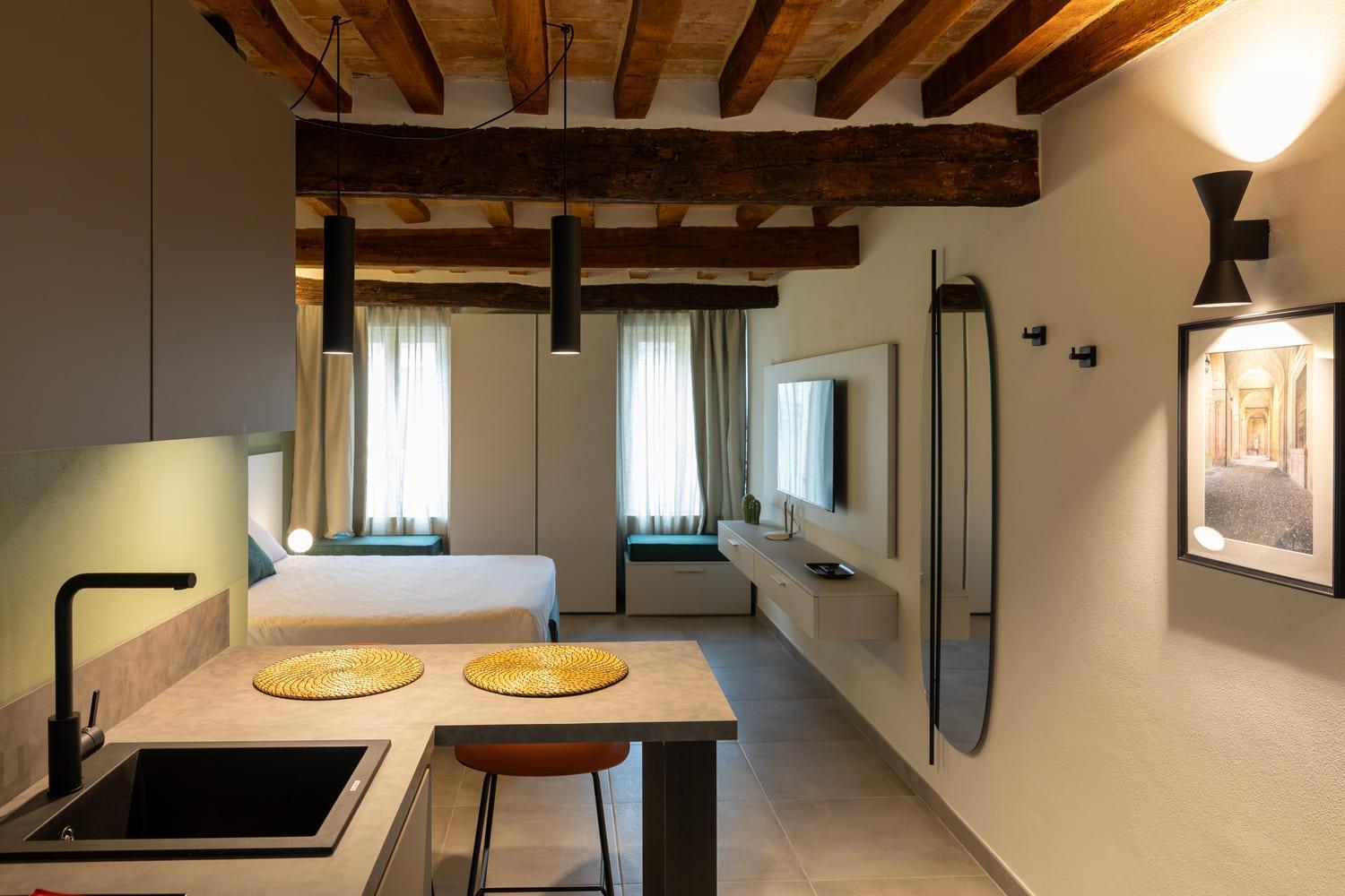 Palais Bernadette Aparthotel Parma Exteriör bild